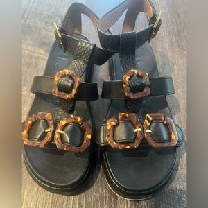 Louise et Cie Black Sandals with Tortoise Accents